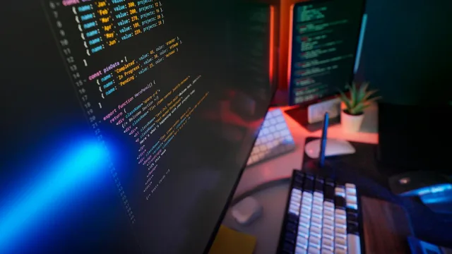 Sistema web para empresas: vantagens sobre softwares tradicionais
